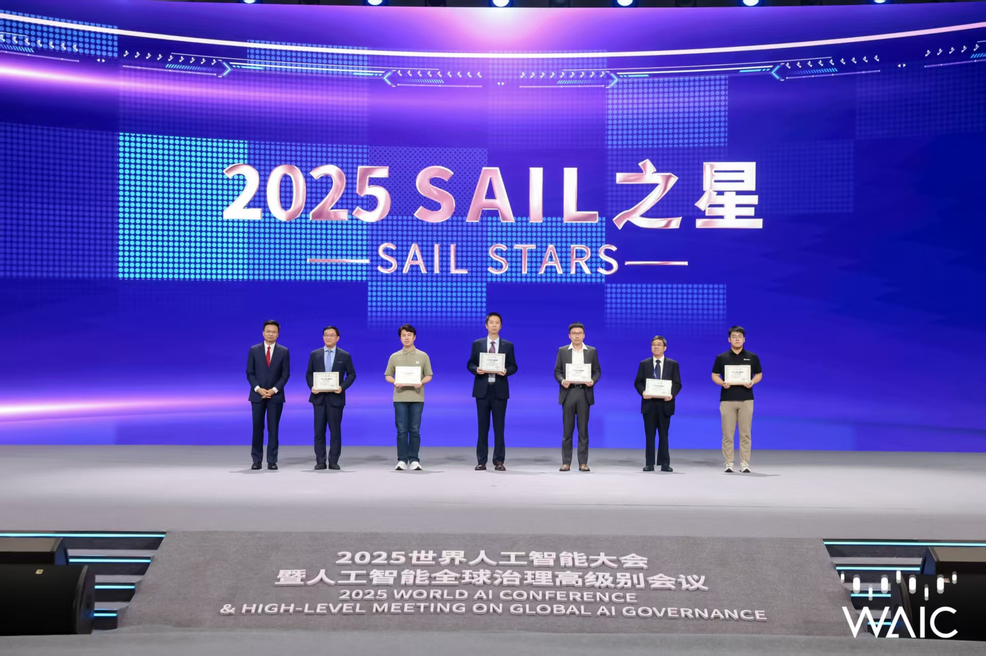 必一(运动科技有限公司)官方网站-B·Sport
成WAIC唯一获SAIL之星奖的机器...